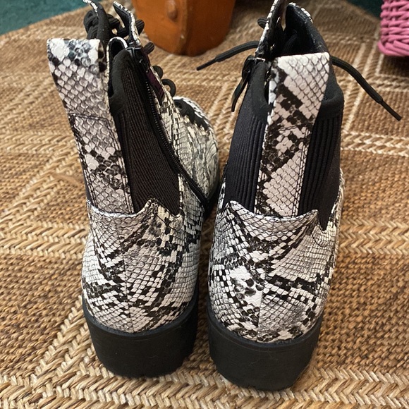 Faux Snakeskin Boots 10 - Picture 4 of 5